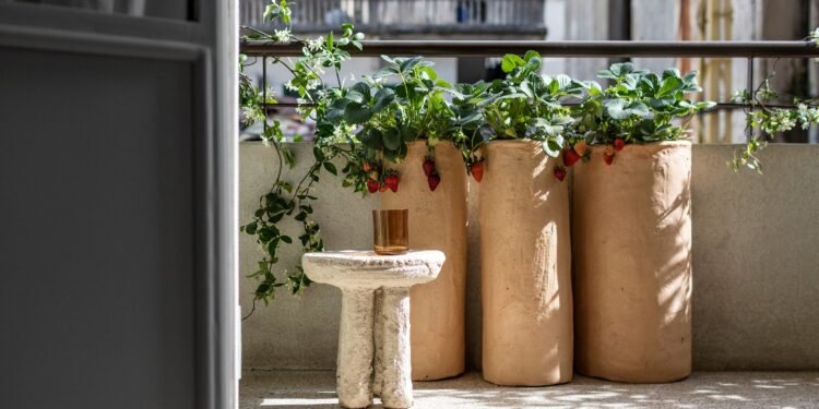 Jardineras esculpidas a mano por Grey Gardens