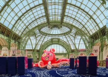 Takashi Murakami y Louis Vuitton crean un pulpo de ocho metros de altura