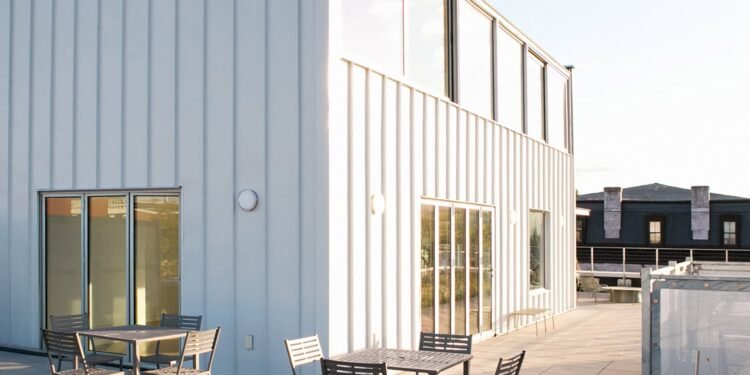 GLO y Present Forms crean el centro comunitario The Spark of Hudson