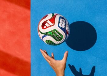 Adidas lanza «la mayoría de la pelota visualmente juguetona» para la Copa Mundial 2026