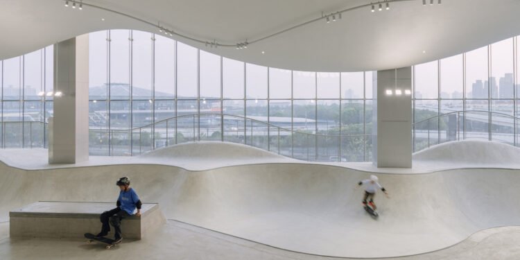 AAN Architects crea un skatepark cubierto con vistas a Shanghai