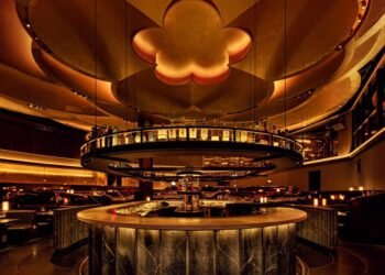 Rockwell Group trae "teatralidad del comedor" al restaurante de carnes de Las Vegas