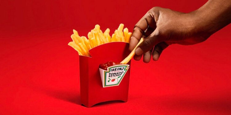 Heinz crea una caja para freír con un compartimento integrado para ketchup