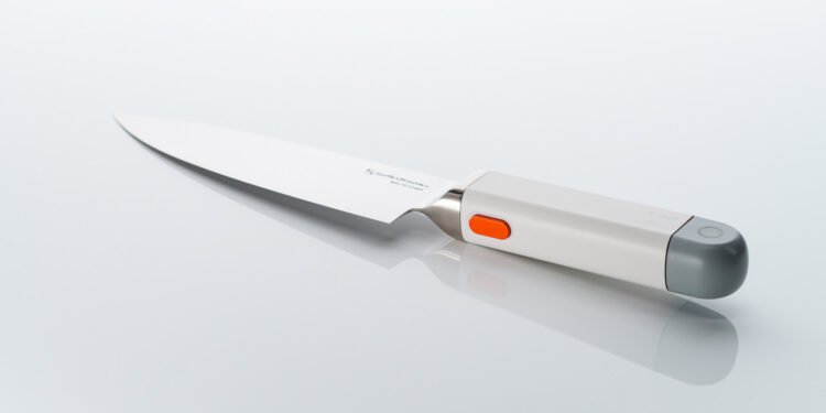 Seattle Ultrasonics presenta un cuchillo ultrasónico que vibra para cortar más fácilmente