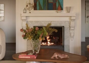 Lalique Icons expone sus objetos de cristalería en casas de coleccionistas