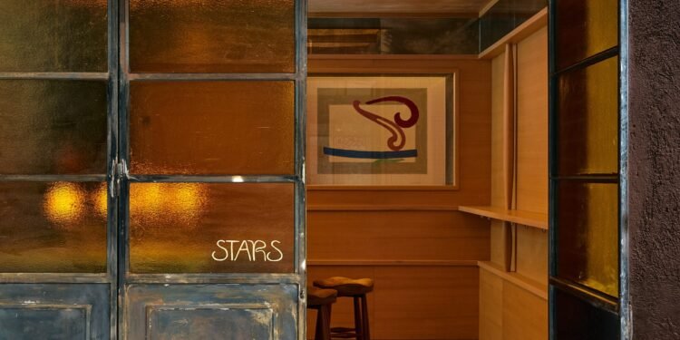 Studio Valle de Valle completa la vinoteca Stars en Nueva York