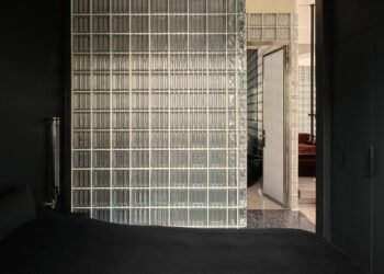 Apartamento en Berlín diseñado para ser «Berghain en un contexto hogareño»