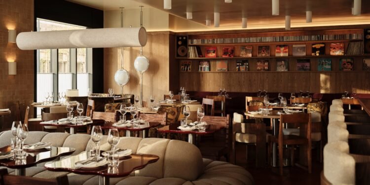 El restaurante Nora lleva la calidez de Anatolia al Canary Wharf de Londres