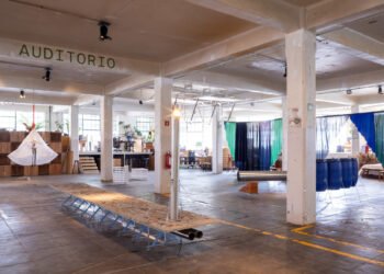 Los arquitectos responden al «exceso y la demolición» en la exposición sobre reutilización