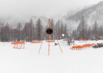 Dezeen Agenda presenta el kit de estadio portátil de Nike
