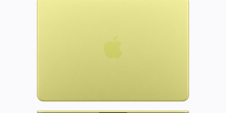 Apple lanza la primera MacBook económica